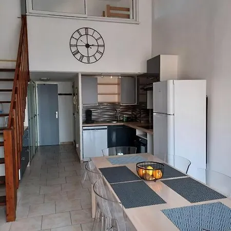 Apartamento Magnifique T2 Duplex Vue Port *
